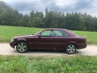 mercedes benz w202 c220d - 2