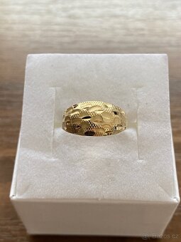 Zlatý dámský prsten - 2