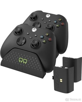 Xbox Series X - 1 TB + 2 ovladače a nabíjecí stanice - 2