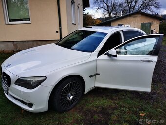 Bmw 750Li 300kw max výbava masáže - 2