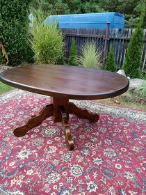 Rustikální , dubový stůl jídelní ovál  . - 2