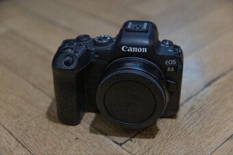 Canon EOS R6 – TOP stav + Ronin S, rode wireless go a klec - 2