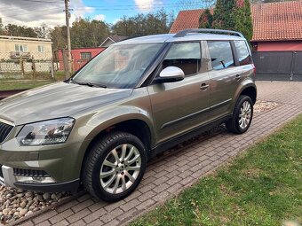 Predám ŠKODA YETI  4x4 2,0tdi manuál - 2