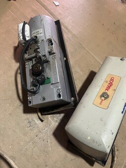 Jednotka k pohonu vrat Clemsa CLAS12.1 - 2