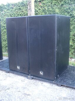 PREDÁM výhodne 4 ks suby Electro Voice Rx 118 S - 2