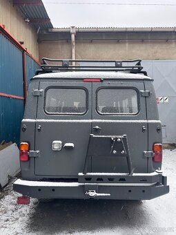 UAZ Buchanka 2206 - 2