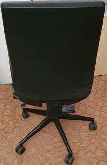 Kancelářská židle - otočné křeslo - 2