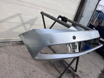 Škoda Fabia 3 - přední nárazník 6V0807221 - 2