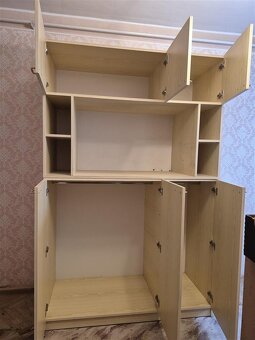 Skříň světlá - 2