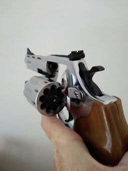 Revolver Holek Brno 241 - 2