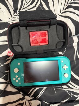 Nintendo switch lite - 2
