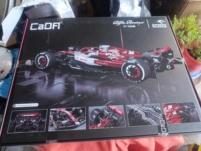 Stavebnice F1 Alfa Romeo - 2