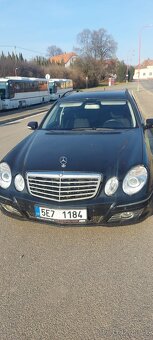 MERCEDES BENZ E 220CDI - 2