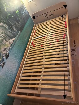 Jednolůžková postel 90x200 s matraci a roštem - 2
