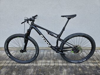 Pěkné nové celoodpružené horské kolo Superior - Škoda - L - 2