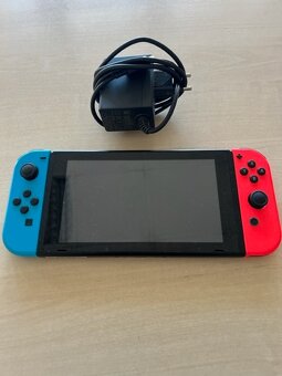 Prodám NINTENDO SWITCH - 2