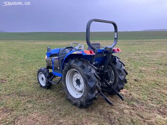 JAPONSKÝ MALOTRAKTOR ISEKI AT27 4X4 - 2