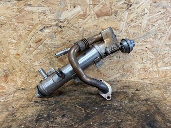 CHLADIČ EGR 2.0 TDI 125KW CAHA 03L131512AB - 2
