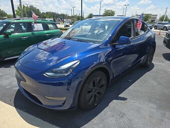 Tesla Model Y Long Range 2025 - 2