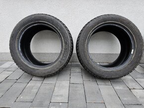 Zimní pneumatiky Goodyear UltraGrip 235/55 R17 - 2