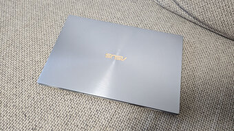 Asus Zenbook UM431D /Ryzen 5 3500U, 8GB RAM, 128GB SSD/ - 2