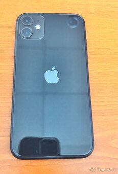 iPhone 11 64GB - 2