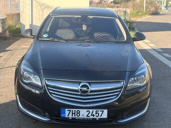 Opel insignia - 2