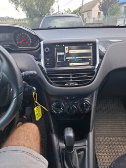 Peugeot 208 1.2i 60kw r.v. 2014 - 2