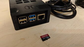 Mini počítač Raspberry Pi 4 4GB+32GB MicroSD - plně funkční - 2