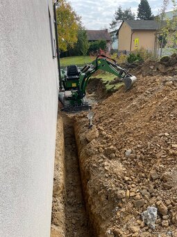 Půjčím minibagr a pásový minidumper – možnost i se strojníke - 2