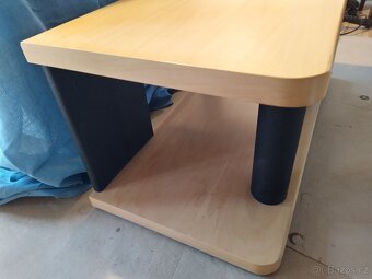 Stolek HiFi/televizní - 2