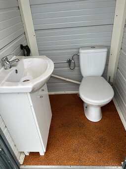 2 x mobilní wc + mobilní sprcha - 2