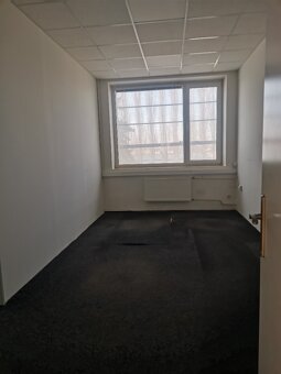 Pronájem kanceláří v Hradci Králové 99m2, ev.č. 00098 - 2