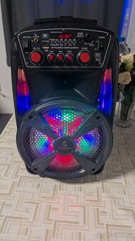 Bluetooth boom box AV Crowns 100W Baterie 7.4V 1800mAh Vstup - 2