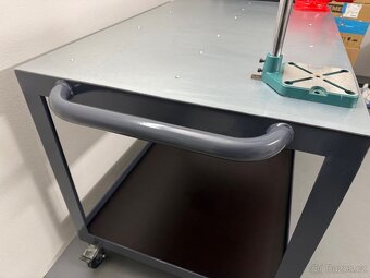 Pojízdný dílenský ponk,stůl - 2