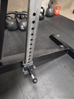 Posilovací lavice - 2