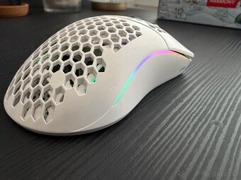 Herní bezdrátová myš Glorious Model O - 2