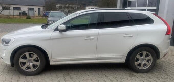 Volvo XC60, 2.4 D4 140kW AWD / ČR - 2