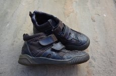 Kotníkové dětské boty Baťa vel. 31 - 2