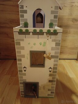 Velký domeček pro panenky - 2