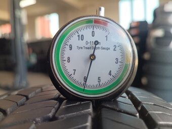 215/70 R16 YOKOHAMA (0916) - 2