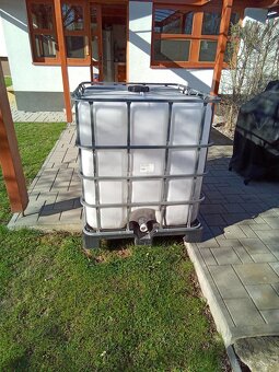 IBC kontejner 1000 l - 2