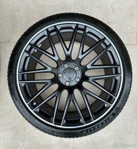 AMG GT 2door Mercedes AMG GT Coupe Zimni Michelin - 2