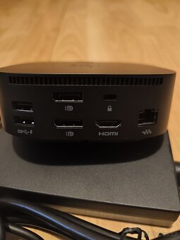 Dokovací stanice HP USB-C G5 + adaptér - 2