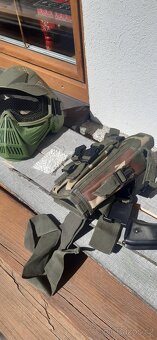 Beretta, maska,helma. - 2