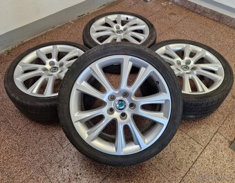 Originální Alu kola 5x112 r18 letní pneu 4,5mm - 2