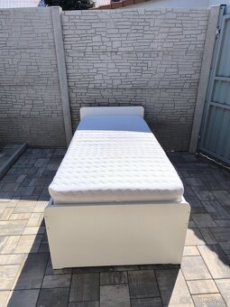 Prodám postel 90cm x 200cm - 2