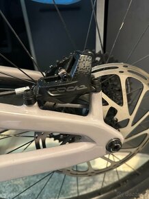 NOVÉ Brzdy Sram Code R - 2