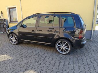 VW Touran 2.0 TDI 103kw - 2