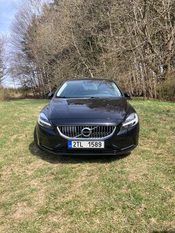 Volvo V40, 2018, 170tis km, kůže, TOP - 2